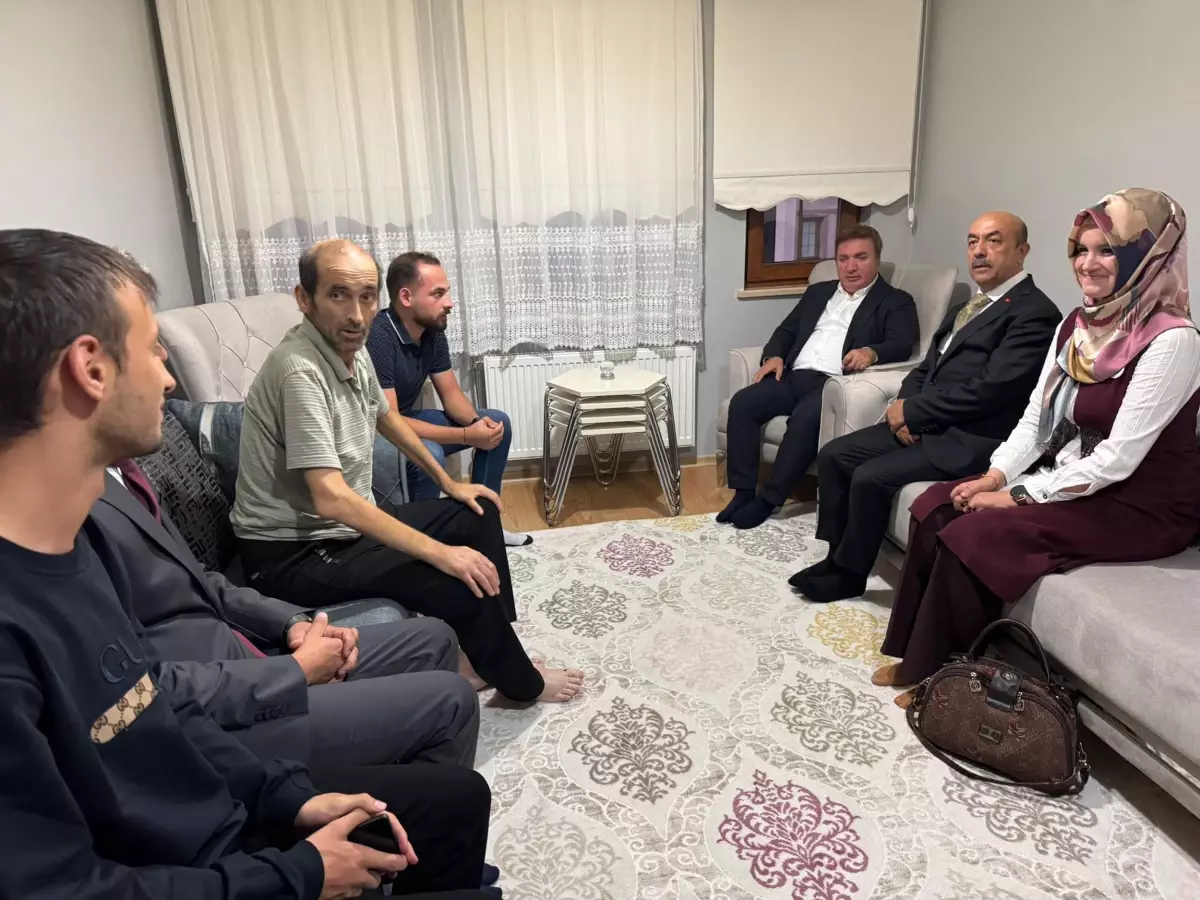 Vali Aydoğdu’dan Kübra Öğretmene Ödül: Duyarlılığıyla Takdir Topladı