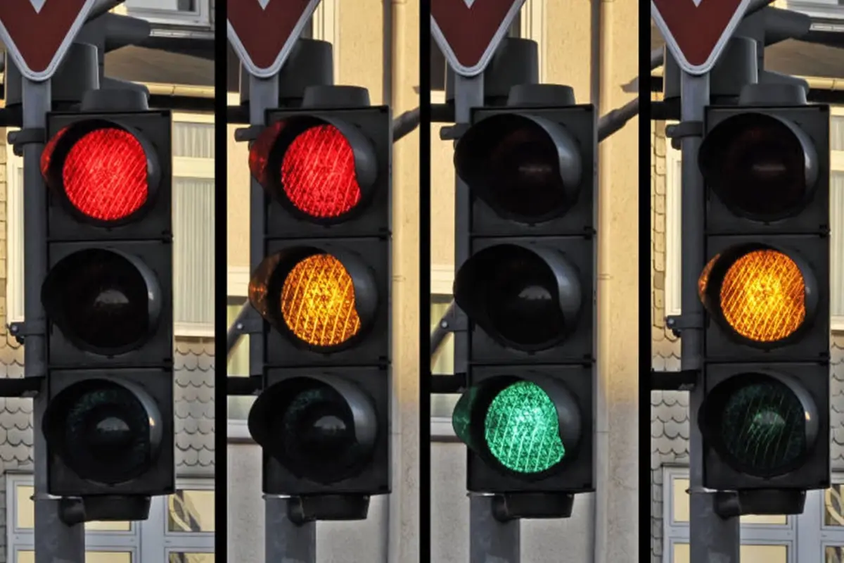 Trafik Işıkları Değişiyor, Yeni Dijital Ekranlar Ekleniyor