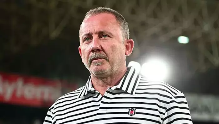 Beşiktaş Transfer Döneminin Son Günlerinde Harekete Geçti Beşiktaş Transfer Döneminin Son Günlerinde Harekete Geçti