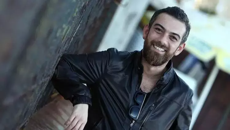 Hakan Akkaya’dan Tartışma Yaratan Açıklama: “Kilo İnsanı Yaşlı Gösteriyor” Hakan Akkaya’dan Tartışma Yaratan Açıklama: “Kilo İnsanı Yaşlı Gösteriyor”