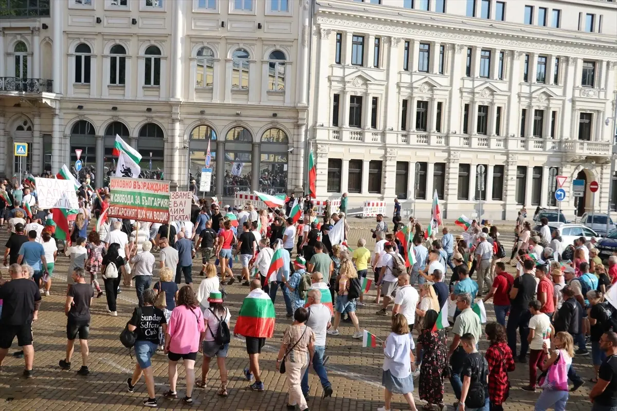 Bulgaristan’da Euroya Geçiş Kararı Protestolarla Karşılandı