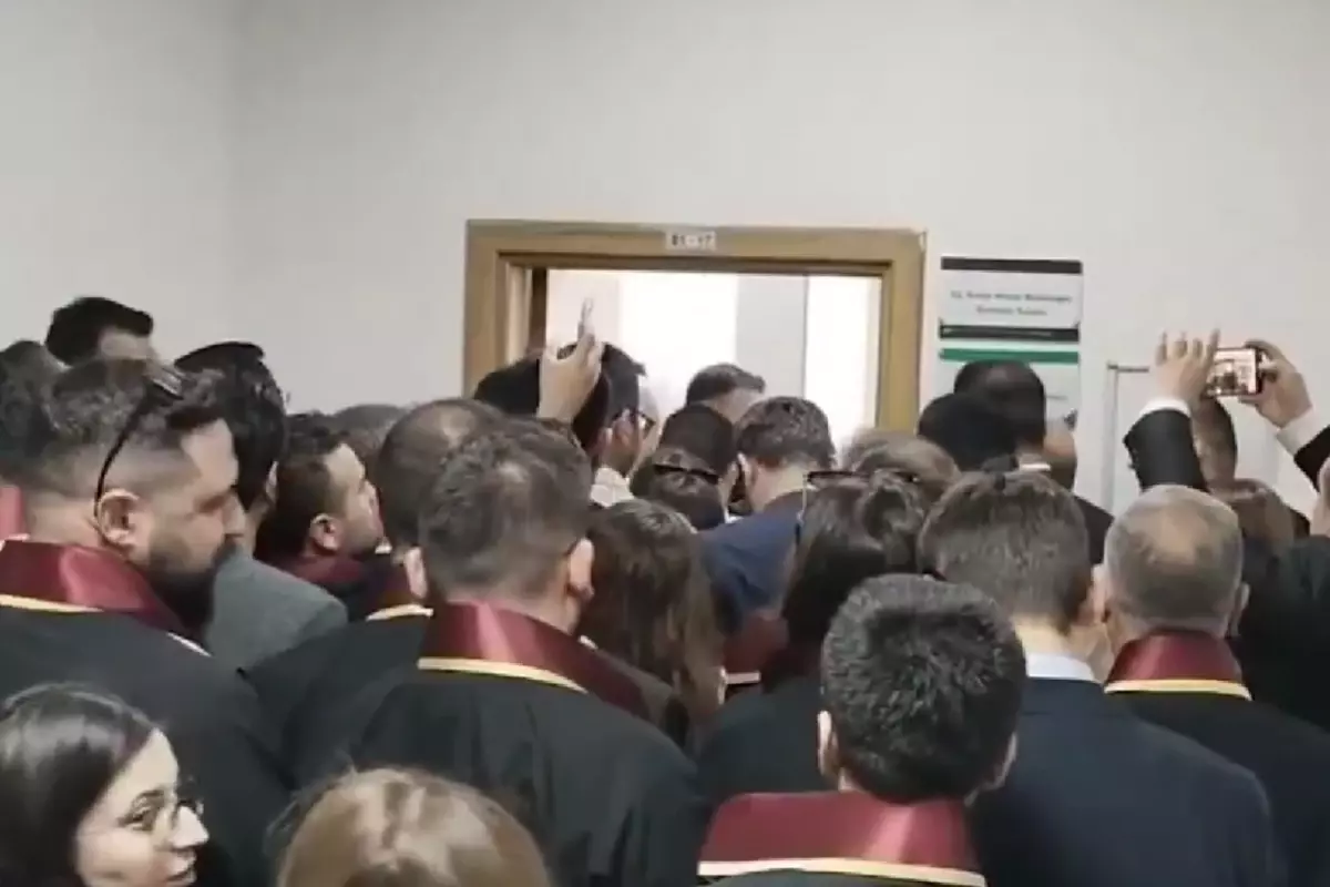 CHP'nin Kurultay Davasında Gerginlik: “Özel Lehine Kriminal Faaliyetler Yürütüldü” İddiası