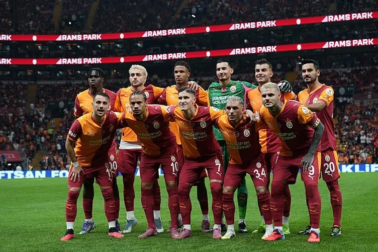 Galatasaray-Liverpool Maçı Öncesi Okan Buruk’tan Osimhen’e Özel Görüşme