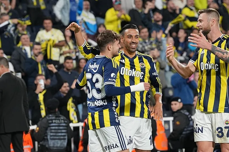 Murat Özbostan'dan Fenerbahçe Yorumu: "Teknik Direktör İkinci Plana İtilmemeli"