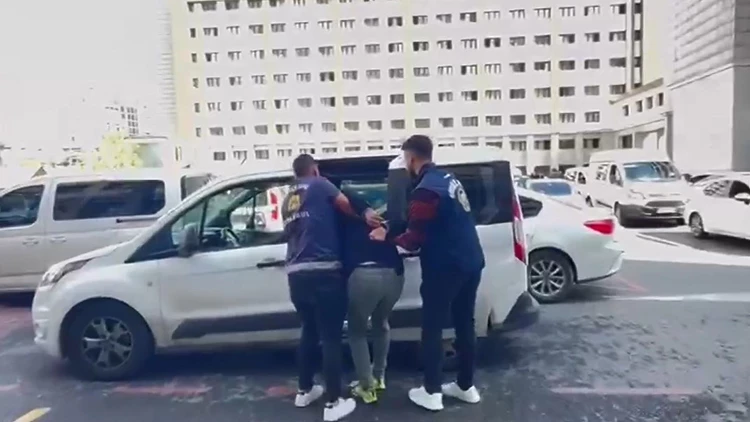 Komedyen Egemen Şimşek Tutuklandı