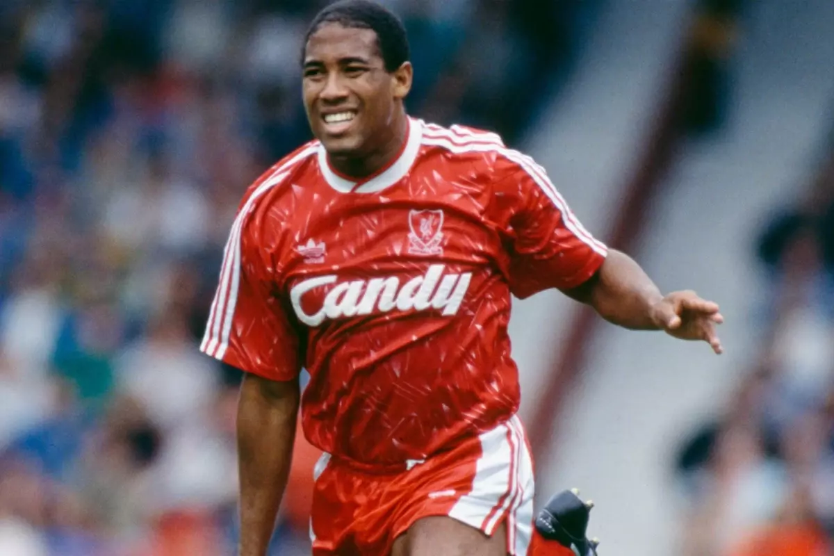 Efsane Futbolcu John Barnes’ın Şirketi İflas Etti Efsane Futbolcu John Barnes’ın Şirketi İflas Etti