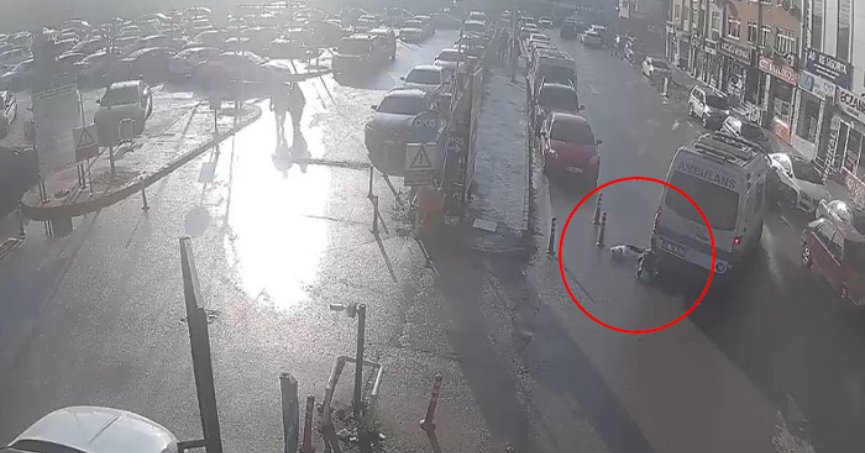 Ambulansın Çarptığı 77 Yaşındaki Kadın Hayatını Kaybetti