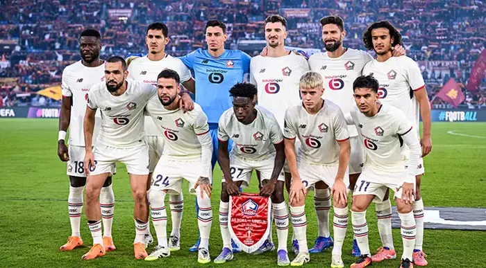 Berke Özer’den Tarihi Performans: Roma Karşısında Üst Üste 3 Penaltı Kurtardı Berke Özer’den Tarihi Performans: Roma Karşısında Üst Üste 3 Penaltı Kurtardı