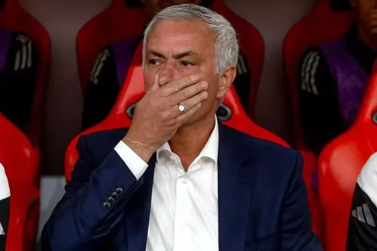 Jose Mourinho Benfica’da Tartışmaların Odağında Jose Mourinho Benfica’da Tartışmaların Odağında