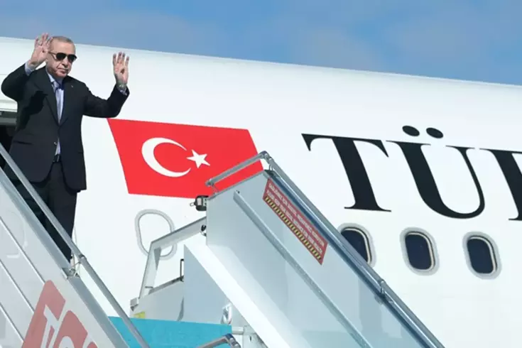 Cumhurbaşkanı Erdoğan'ın Uçağı Şarm El-Şeyh'e İnişi Son Anda Erteledi Cumhurbaşkanı Erdoğan'ın Uçağı Şarm El-Şeyh'e İnişi Son Anda Erteledi