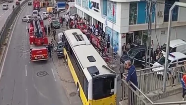 Çekmeköy’de Yolcu Otobüsü Durağa Girdi: Yaralılar Var