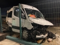Antalya Serik'te Tur Minibüsü ile Otomobil Çarpıştı: 2 Kişi Yaralandı