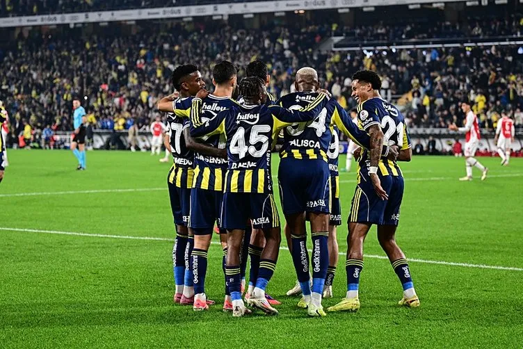 Fenerbahçe'den Depay Hamlesi: Ara Transferin İlk Hedefi Belli Oldu Fenerbahçe'den Depay Hamlesi: Ara Transferin İlk Hedefi Belli Oldu