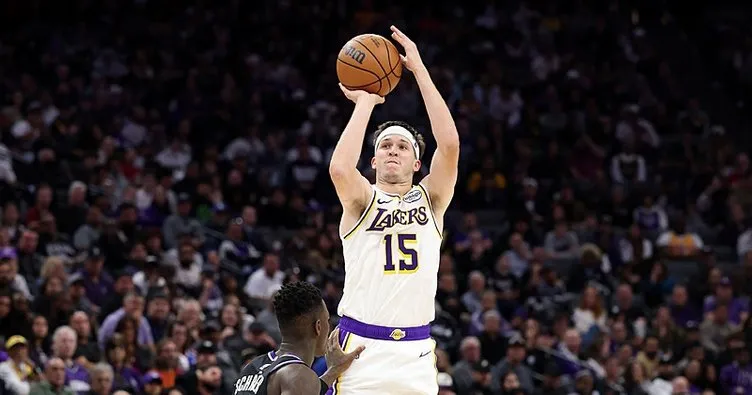 Austin Reaves'ten Tarihi Performans: Lakers, Kings Deplasmanında Kazandı