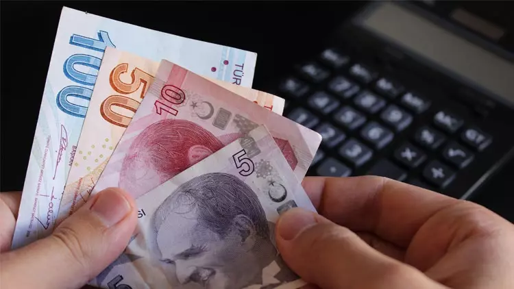 Emekli Maaş Promosyonlarında Rekor Yarışı: 30 Bin TL’yi Aşan Teklifler Masada!