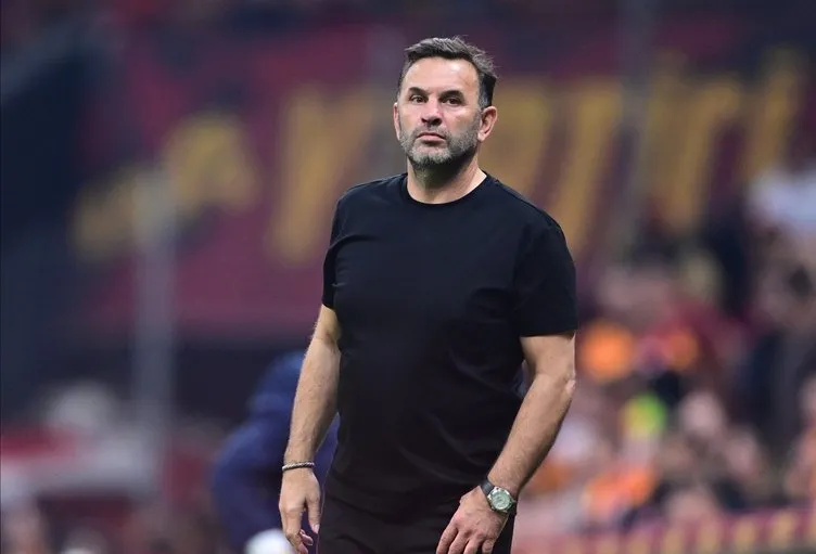 Galatasaray’da Ayrılık İhtimali Güçleniyor! Yerine İki Yıldız Geliyor Galatasaray’da Ayrılık İhtimali Güçleniyor! Yerine İki Yıldız Geliyor