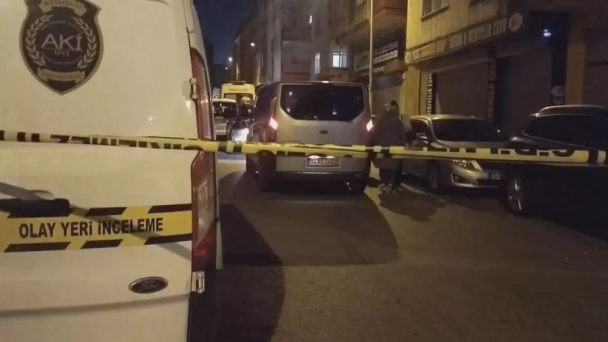 Ümraniye’de Aile İçinde Bıçaklı Saldırı: İki Kişi Hayatını Kaybetti