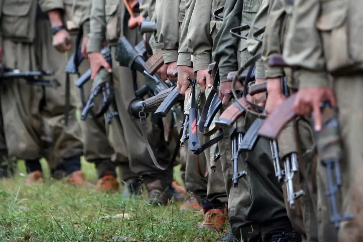 PKK'lı Gruplar SDG'ye Katıldı, Türkiye Gelişmeleri Yakından Takip Ediyor PKK'lı Gruplar SDG'ye Katıldı, Türkiye Gelişmeleri Yakından Takip Ediyor