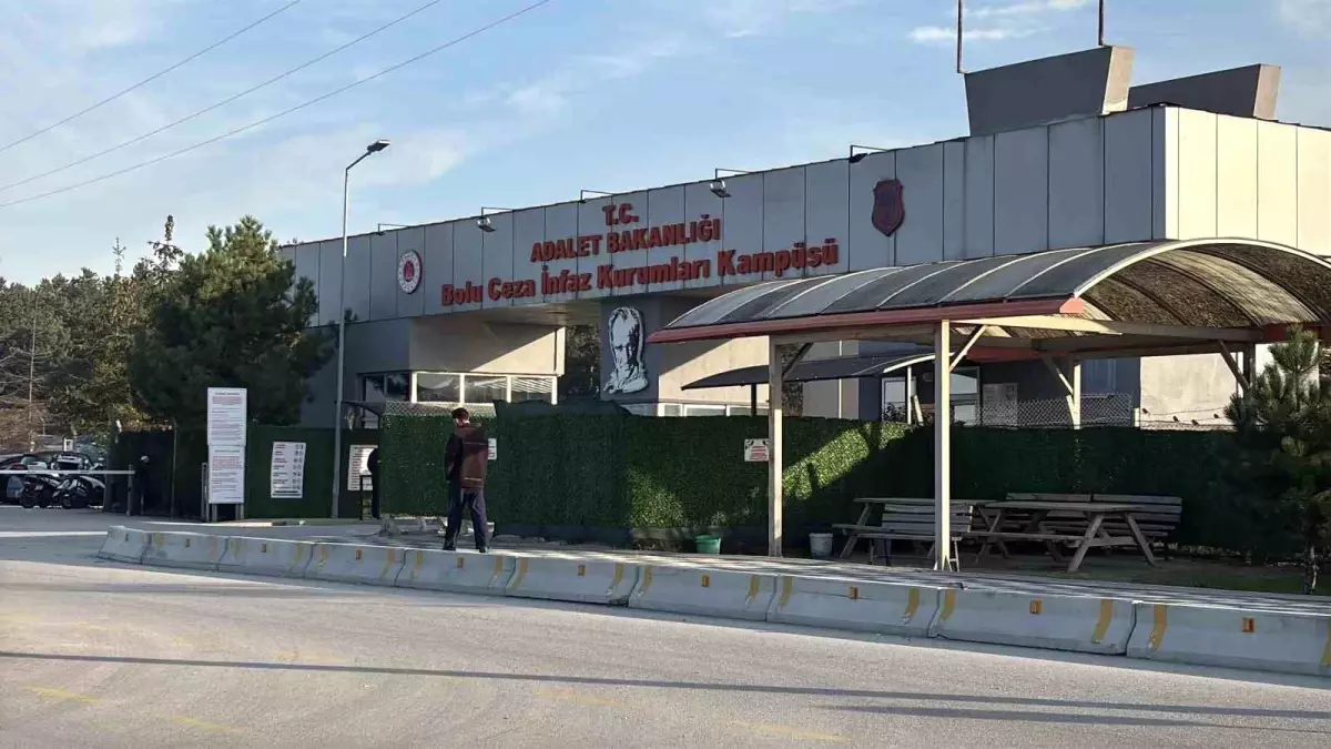 Cezaevinde Babasının Yaraladığı 4 Yaşındaki Kızdan Sevindiren Haber