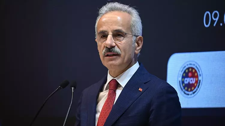Bakan Uraloğlu’ndan Kocaeli’deki Bina Çökmesiyle İlgili Açıklama Bakan Uraloğlu’ndan Kocaeli’deki Bina Çökmesiyle İlgili Açıklama