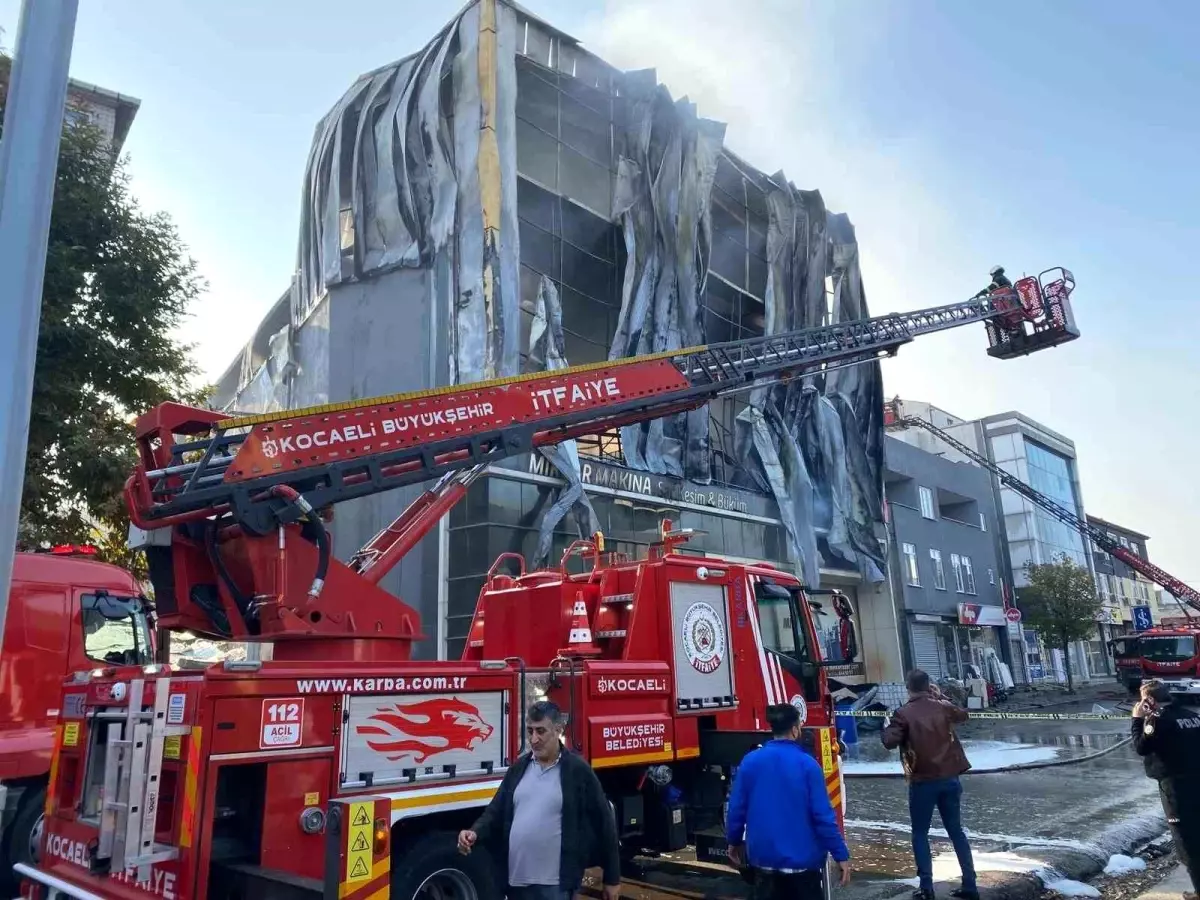 Kocaeli’deki Tesis Yangını Sonrası Sosyal Medyada Skandal Paylaşımlar