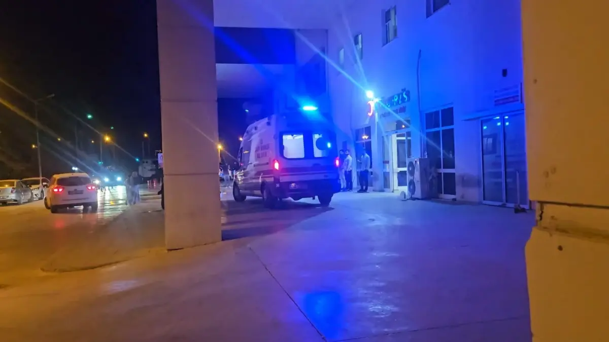 Nusaybin’de Kavga Otomobilli Saldırıya Dönüştü: Kudbettin Akyüz Hayatını Kaybetti Nusaybin’de Kavga Otomobilli Saldırıya Dönüştü: Kudbettin Akyüz Hayatını Kaybetti