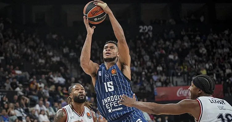 Anadolu Efes, EuroLeague’de Virtus Bologna Deplasmanında Galibiyet Arayacak