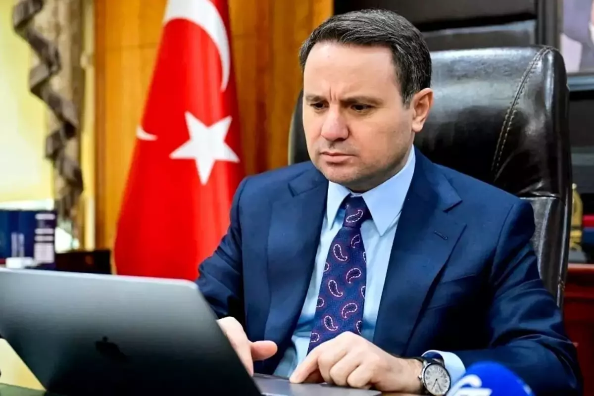 Akın Gürlek İlk Kez Kameraların Karşısında: Saat 14.30’daki Açıklama Yapacak