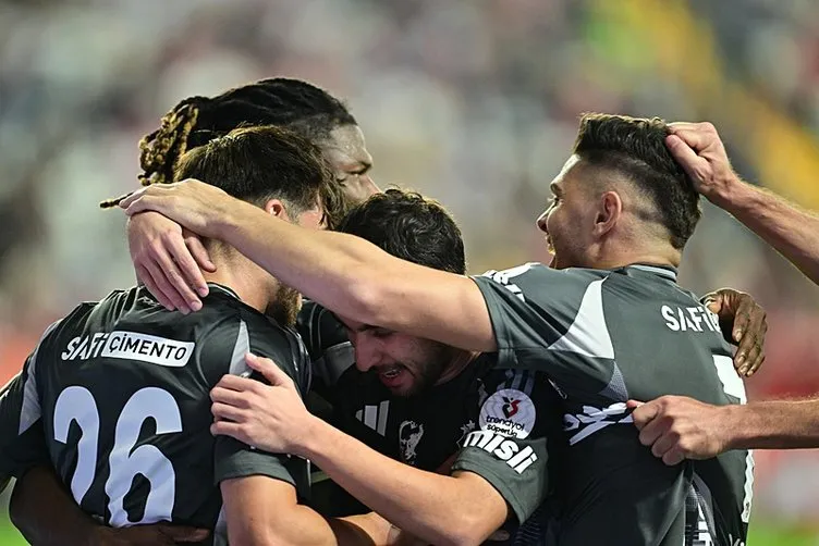 Beşiktaş'ta Gündem Davitashvili: Sol Kanat İçin Kalıcı Çözüm Aranıyor