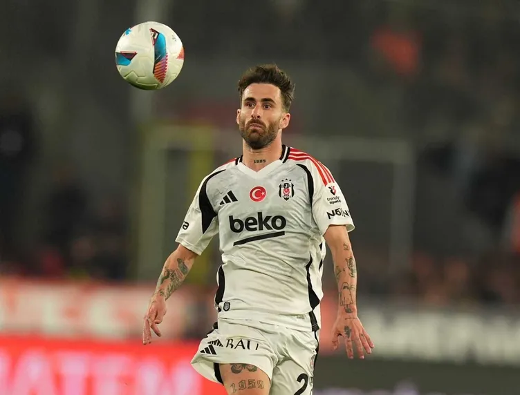 Rafa Silva Krizi Gündemde: Beşiktaş Yönetimi Açıklama İçin Hazırlıkta Rafa Silva Krizi Gündemde: Beşiktaş Yönetimi Açıklama İçin Hazırlıkta