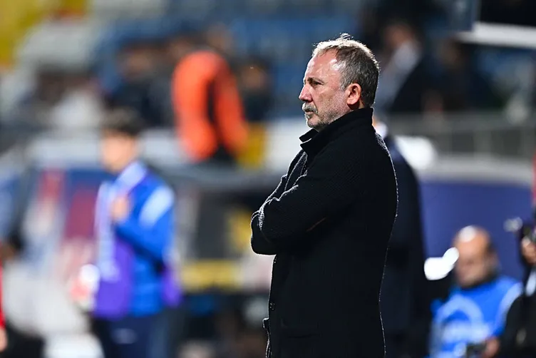 Beşiktaş’ta Ara Transfer Hamlesi: 4 Oyuncu Gidecek, 4 Yeni İsim Gelecek