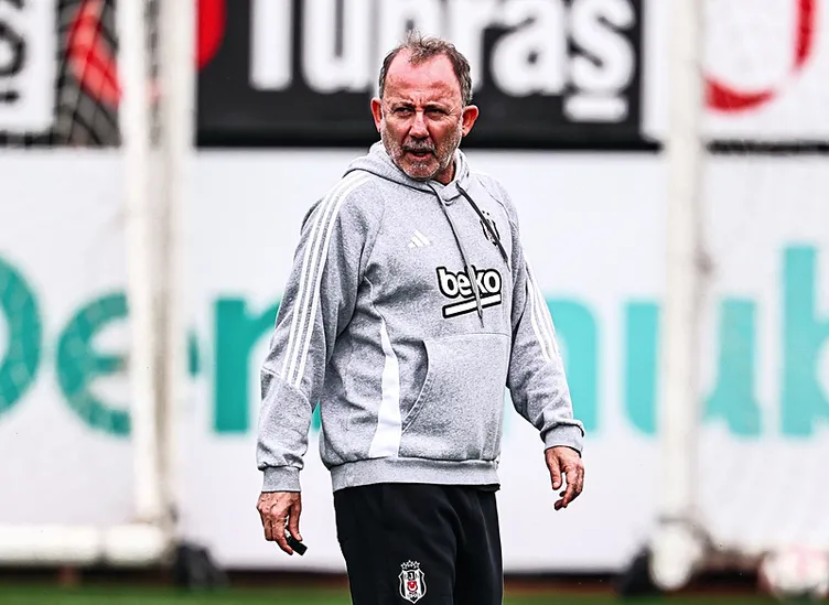 Beşiktaş'ta Rafa Silva'nın Yokluğunda Jota İlk 11'e Hazırlanıyor Beşiktaş'ta Rafa Silva'nın Yokluğunda Jota İlk 11'e Hazırlanıyor