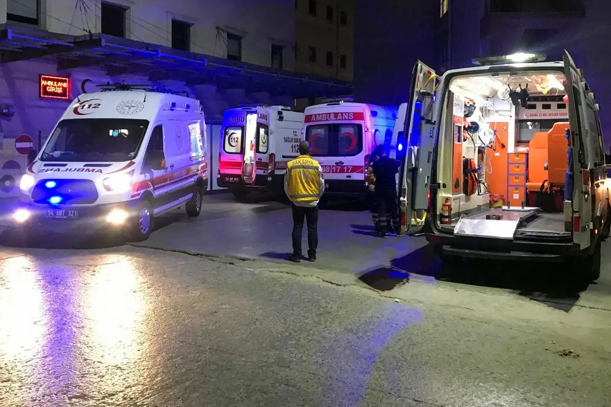 Sakarya’da Cezaevinde Zehirlenme Vakası: 123 Hükümlü Hastaneye Kaldırıldı
