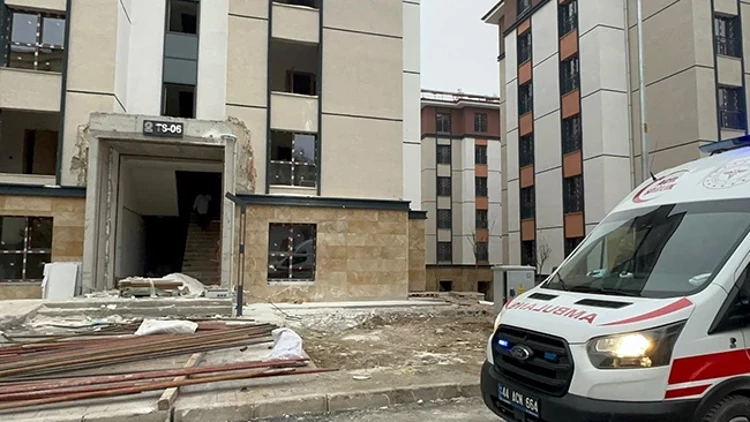 Malatya'da İnşaat İşçileri Sobadan Sızan Gazdan Etkilendi