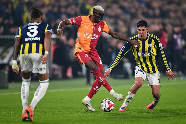 Fenerbahçe'den Derbi Sonrası Mesaj: “Futbol Ayakta Oynanır” Fenerbahçe'den Derbi Sonrası Mesaj: “Futbol Ayakta Oynanır”
