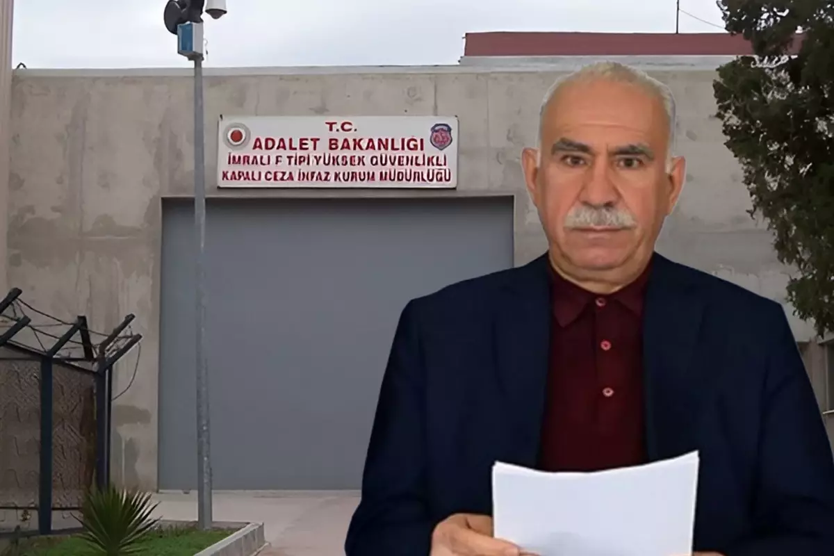 Abdullah Öcalan’dan Yeni Mesaj: Sürece Müdahalelere Dikkat Çekti Abdullah Öcalan’dan Yeni Mesaj: Sürece Müdahalelere Dikkat Çekti
