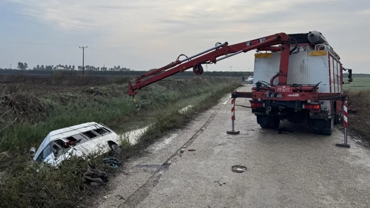 Adana’da Sulama Kanalında Can Pazarı: 18 Tarım İşçisi Yaralandı
