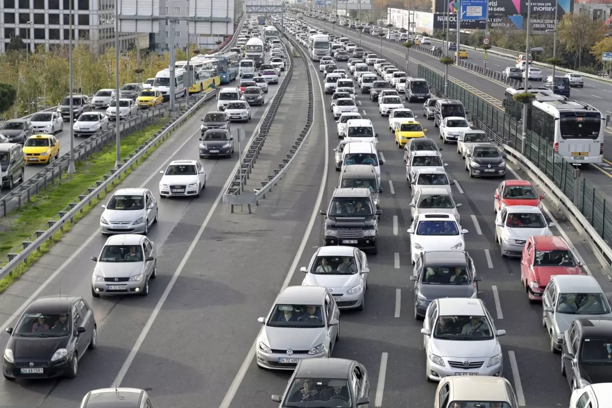 Türkiye’de En Çok Tercih Edilen Otomobil Rengi Gri Oldu Türkiye’de En Çok Tercih Edilen Otomobil Rengi Gri Oldu