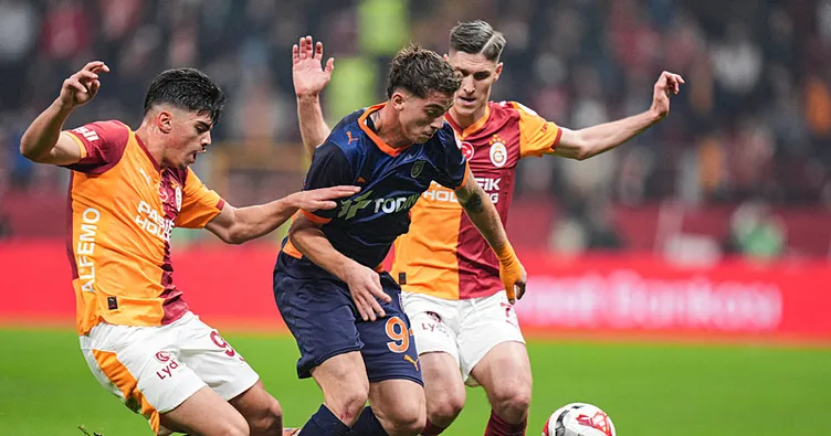 Galatasaray’da Arda Ünyay İlk 11’de Parladı: Savunmada Güven Verdi Galatasaray’da Arda Ünyay İlk 11’de Parladı: Savunmada Güven Verdi