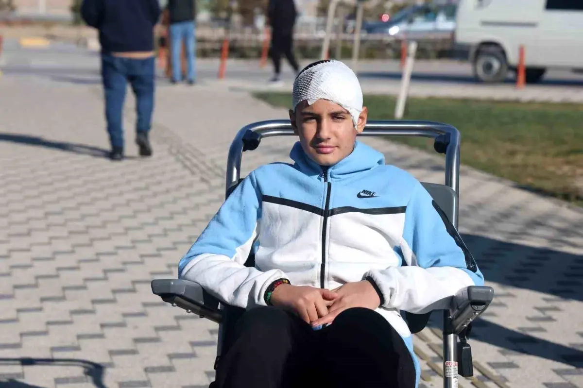 "Başına Taşla Vurup Kafatasını Parçaladı, Tahliye Edildi: Paylaşımı Tepki Çekti"