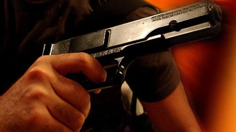 Adana'da Kahvehanede Başlayan Kavga Sokakta Silahlı Çatışmaya Döndü: 2 Ölü, 1 Yaralı
