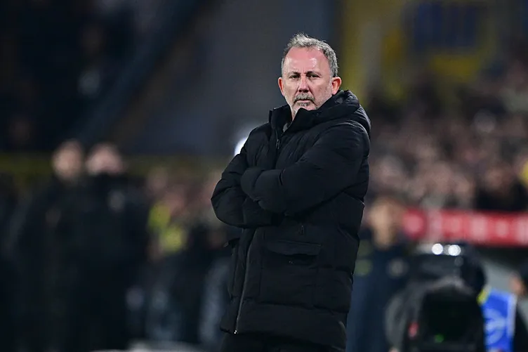 Sergen Yalçın Sol Bek İçin Tercihini Yaptı Sergen Yalçın Sol Bek İçin Tercihini Yaptı