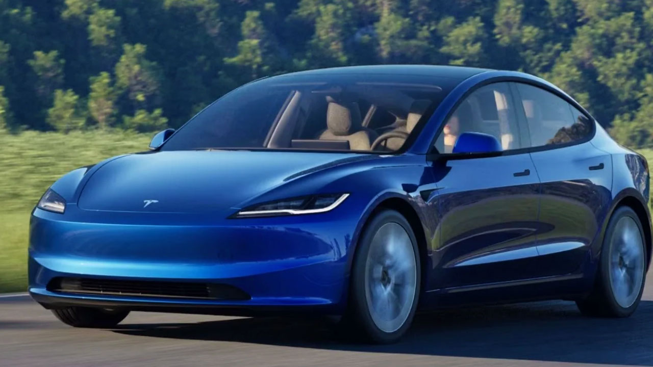 Tesla Otopilot Sisteminde Yeni Dönem: Bazı Özellikler Artık Ücretli