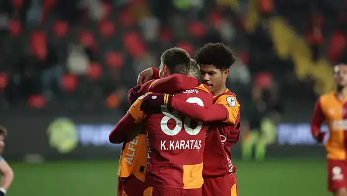 Gabriel Sara'dan Manchester City Maçı Öncesi Açıklama: “Kendimize Güveniyoruz”