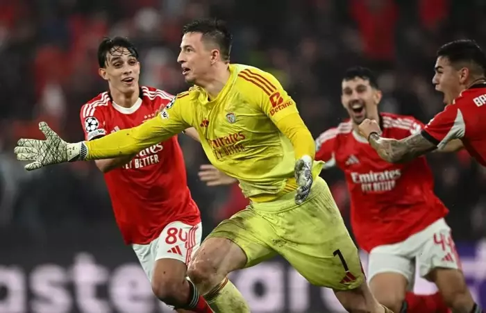 Real Madrid’e Benfica Darbesi: Arda Güler'in Tepkisi Gündem Oldu Real Madrid’e Benfica Darbesi: Arda Güler'in Tepkisi Gündem Oldu