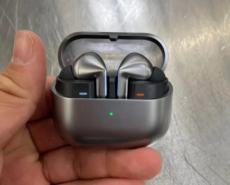 Galaxy Buds 4 ve Buds 4 Pro’nun Avrupa Fiyatları Sızdırıldı