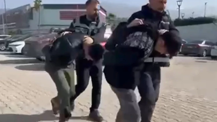 Hatay’da Sosyal Medyada Tanıştıkları Kadına Yönelik Saldırıyla İlgili İki Kişi Tutuklandı