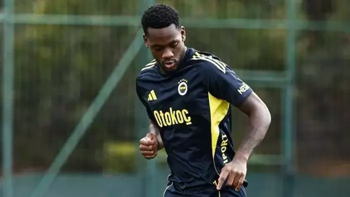Fenerbahçe'de Jhon Duran Ayrılığı: Yaşananlar Gün Yüzüne Çıktı Fenerbahçe'de Jhon Duran Ayrılığı: Yaşananlar Gün Yüzüne Çıktı