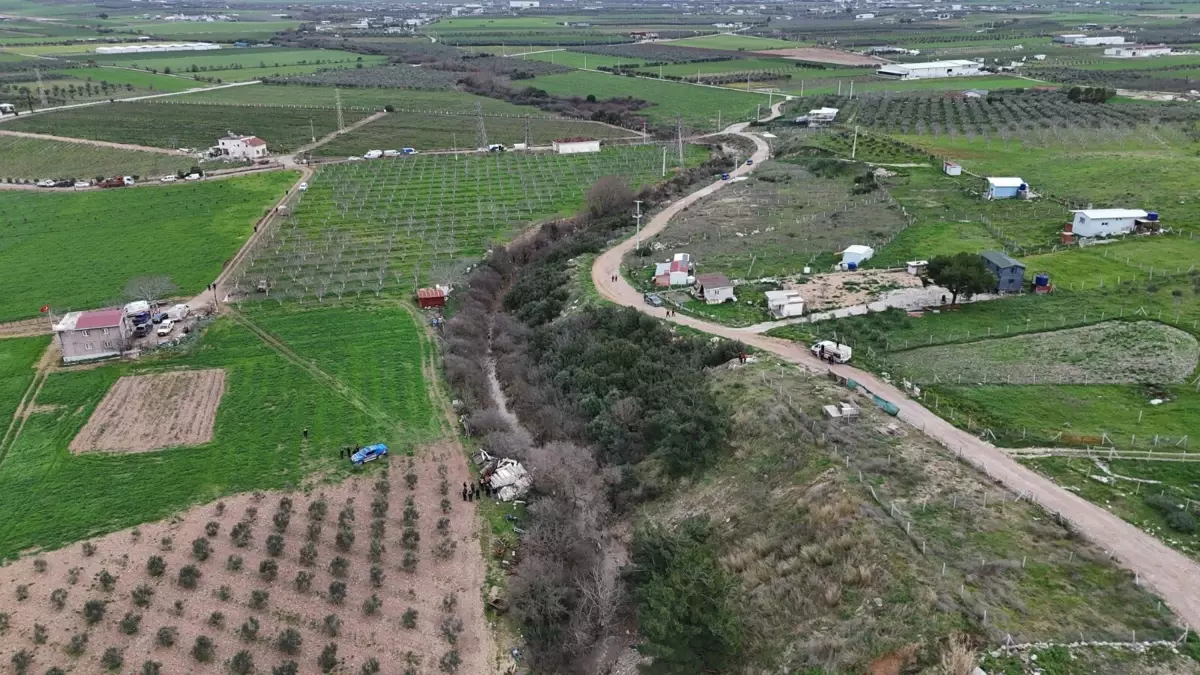 İzmir Menderes'te İki Kız Kardeşin Hayatını Kaybettiği Kazada Şüpheli İddialar Gündemde İzmir Menderes'te İki Kız Kardeşin Hayatını Kaybettiği Kazada Şüpheli İddialar Gündemde