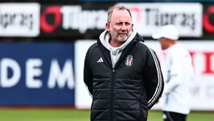 Beşiktaş'ın Transfer Karnesi Açıklandı: İşte 2026 Model Kadro Beşiktaş'ın Transfer Karnesi Açıklandı: İşte 2026 Model Kadro